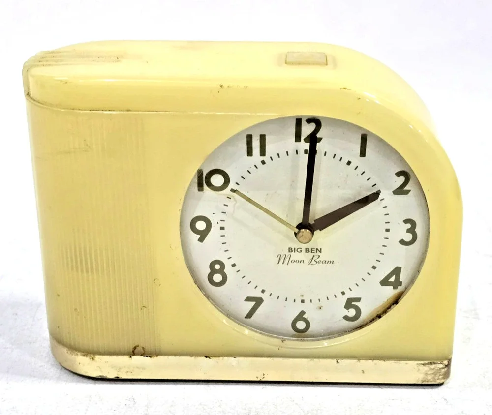 Vintage Big Ben Moon Beam Alarm Clock Model 43000 READ